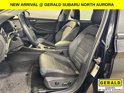 2023 Volkswagen Jetta 1.5T SE w/Leather & Backup Camera