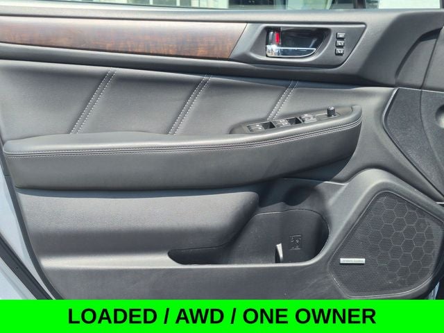 2019 Subaru Outback 2.5i Limited AWD w/Leather & Navi