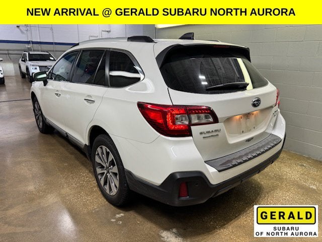 2018 Subaru Outback 3.6R Touring AWD w/Navi & Leather