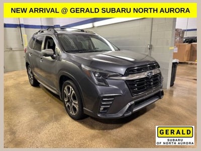 2023 Subaru Ascent Limited AWD Loaded w/3rd Row