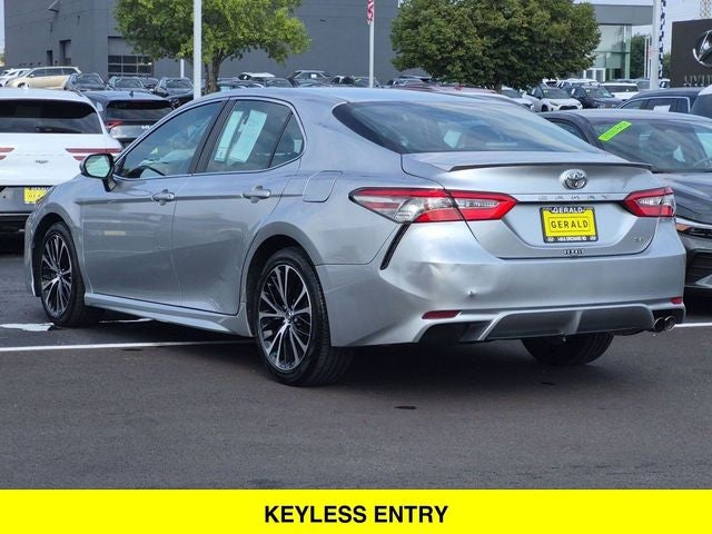 2018 Toyota Camry SE
