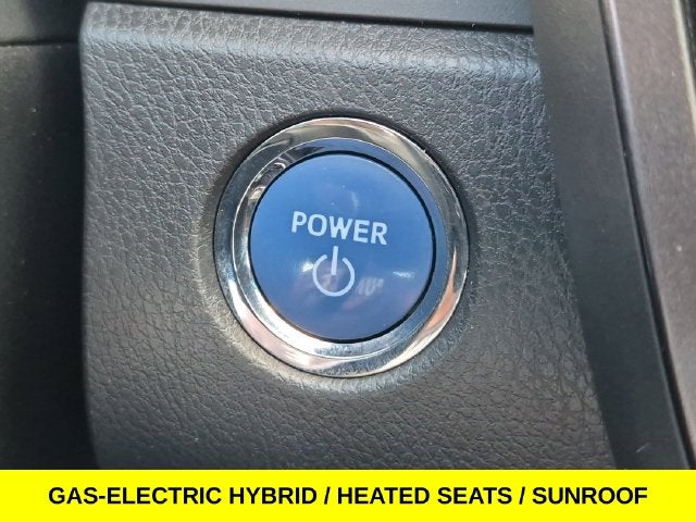 2018 Toyota Camry Hybrid SE w/Bluetooth & Backup Camera