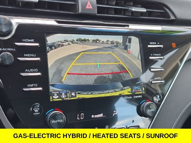 2018 Toyota Camry Hybrid SE w/Bluetooth & Backup Camera