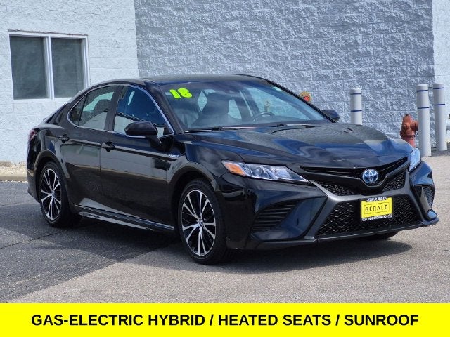 2018 Toyota Camry Hybrid SE w/Bluetooth & Backup Camera