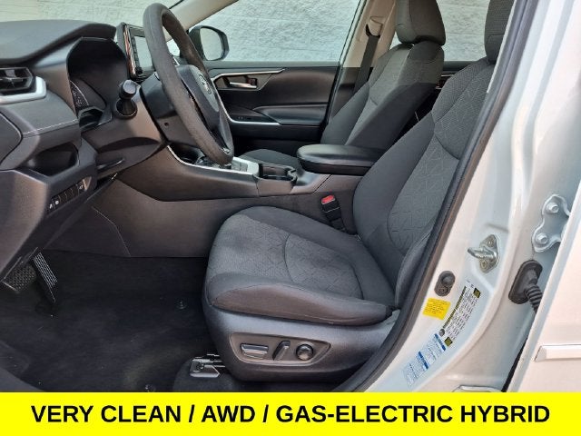 2021 Toyota RAV4 Hybrid XLE AWD w/Leather & Sunroof