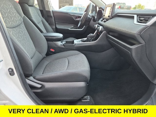 2021 Toyota RAV4 Hybrid XLE AWD w/Leather & Sunroof