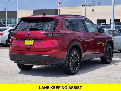 2026 Nissan Rogue Dark Armor AWD