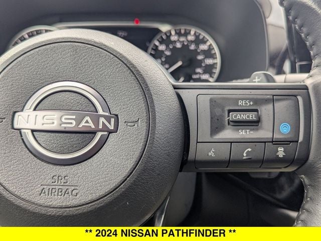 2024 Nissan Pathfinder SV 4WD