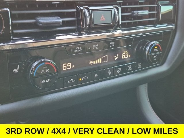 2025 Nissan Pathfinder Rock Creek 4X4 Loaded w/Low Miles
