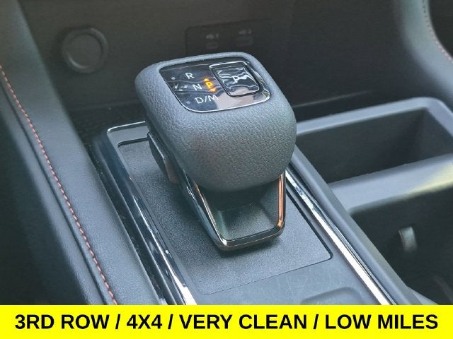 2025 Nissan Pathfinder Rock Creek 4X4 Loaded w/Low Miles