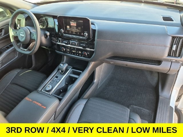 2025 Nissan Pathfinder Rock Creek 4X4 Loaded w/Low Miles