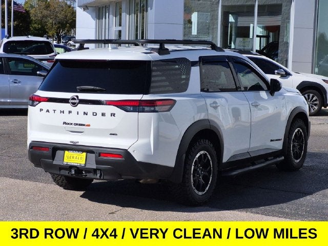 2025 Nissan Pathfinder Rock Creek 4X4 Loaded w/Low Miles