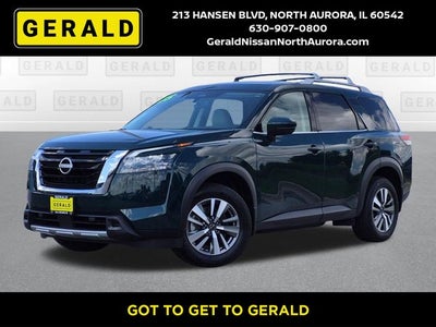 2025 Nissan Pathfinder SL 4WD