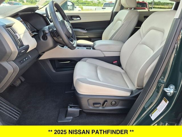 2025 Nissan Pathfinder SL 4WD