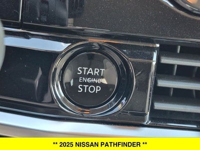 2025 Nissan Pathfinder SL 4WD