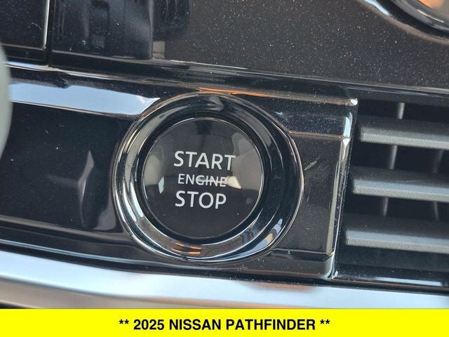 2025 Nissan Pathfinder SL 4WD