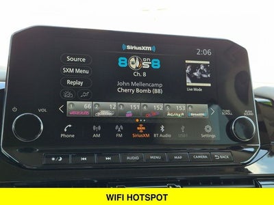 2025 Nissan Pathfinder SL 4WD