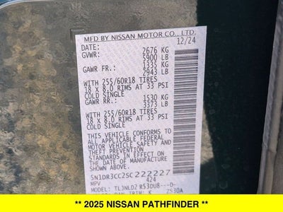 2025 Nissan Pathfinder SL 4WD
