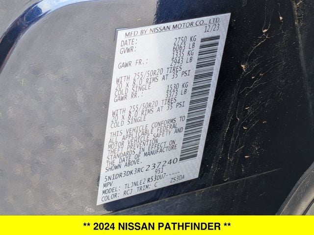 2024 Nissan Pathfinder Platinum 4WD