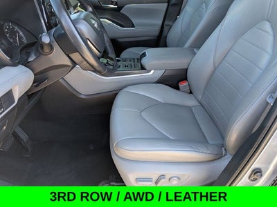 2021 Toyota Highlander XLE AWD w/Leather & 3rd Row