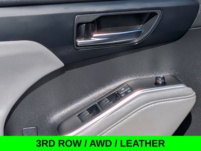 2021 Toyota Highlander XLE AWD w/Leather & 3rd Row