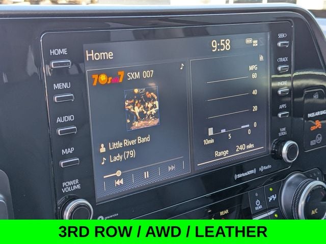 2021 Toyota Highlander XLE AWD w/Leather & 3rd Row