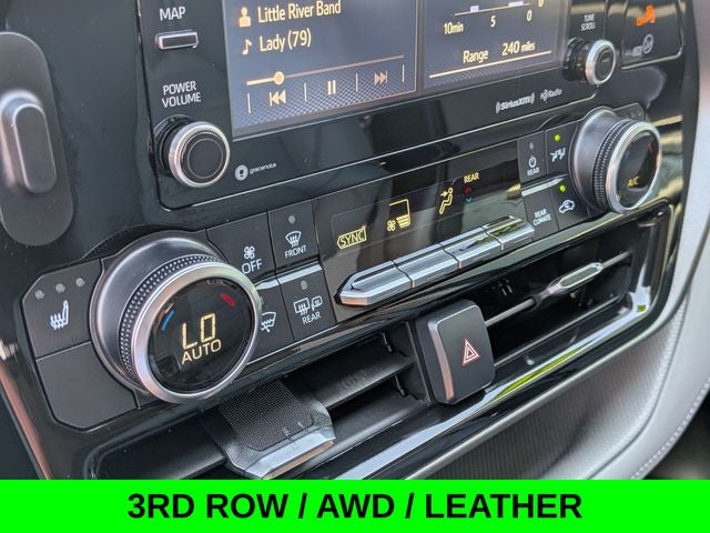 2021 Toyota Highlander XLE AWD w/Leather & 3rd Row