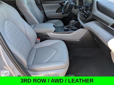 2021 Toyota Highlander XLE AWD w/Leather & 3rd Row