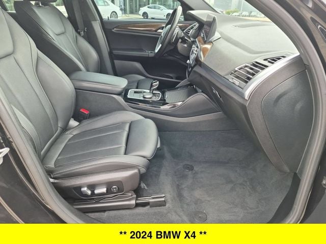 2024 BMW X4 xDrive30i
