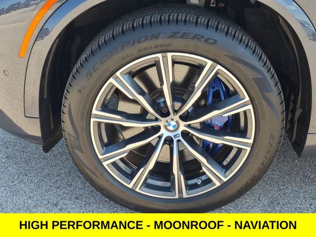 2021 BMW X5 M50i