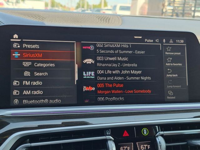 2021 BMW X5 M50i