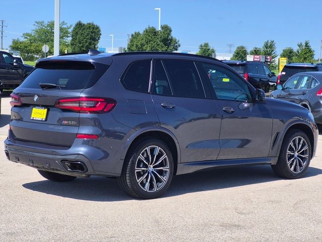 2021 BMW X5 M50i