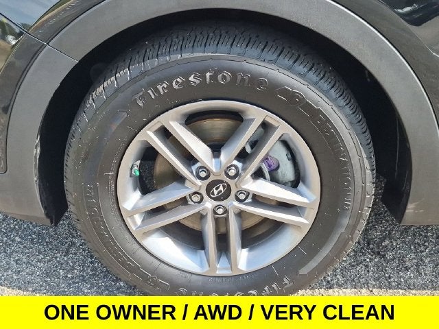 2017 Hyundai Santa Fe Sport 2.4 Base AWD w/Low Miles & Backup Camera