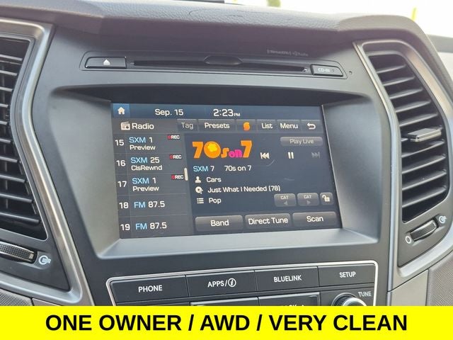 2017 Hyundai Santa Fe Sport 2.4 Base AWD w/Low Miles & Backup Camera