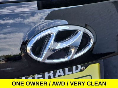 2017 Hyundai Santa Fe Sport 2.4 Base AWD w/Low Miles & Backup Camera