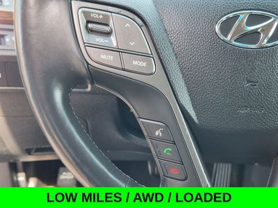 2017 Hyundai Santa Fe Sport 2.4 AWD w/Leather & Navi