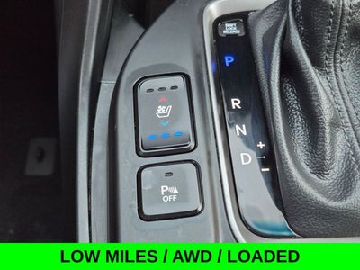 2017 Hyundai Santa Fe Sport 2.4 AWD w/Leather & Navi