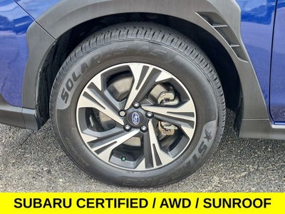2024 Subaru Crosstrek Premium AWD w/Moonroof & Blind Spot Monitor