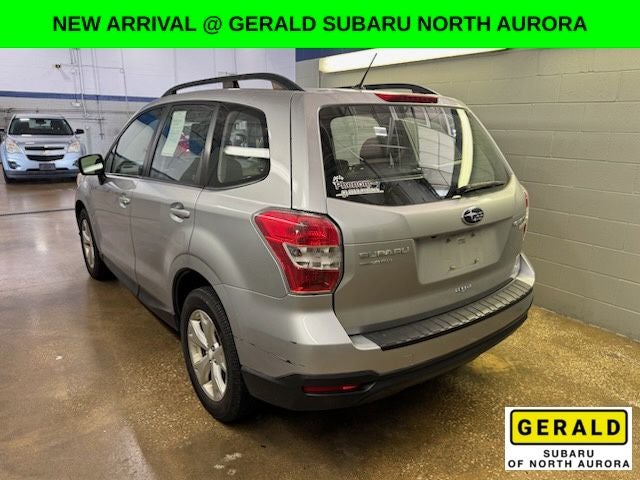 2015 Subaru Forester 2.5i AWD w/Backup Camera
