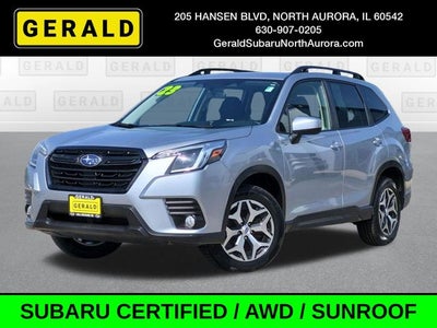 2023 Subaru Forester Premium AWD w/Moonroof & Heated Seats