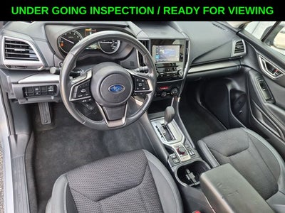 2023 Subaru Forester Premium AWD w/Moonroof & Heated Seats