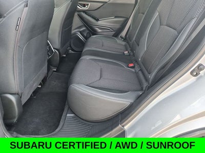 2023 Subaru Forester Premium AWD w/Moonroof & Heated Seats