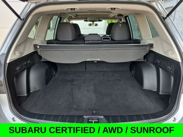 2023 Subaru Forester Premium AWD w/Moonroof & Heated Seats