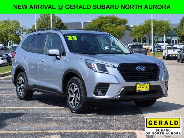 2023 Subaru Forester Premium AWD w/Moonroof & Heated Seats