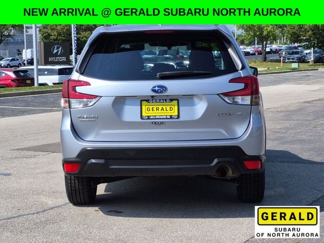 2023 Subaru Forester Premium AWD w/Moonroof & Heated Seats