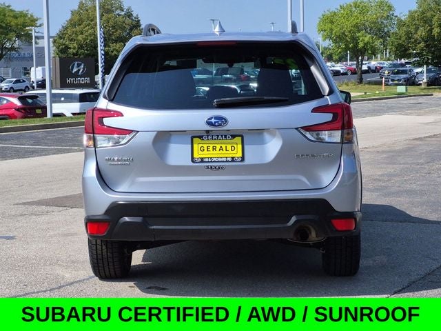 2023 Subaru Forester Premium AWD w/Moonroof & Heated Seats