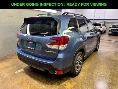 2023 Subaru Forester Premium AWD w/Power Rear Gate