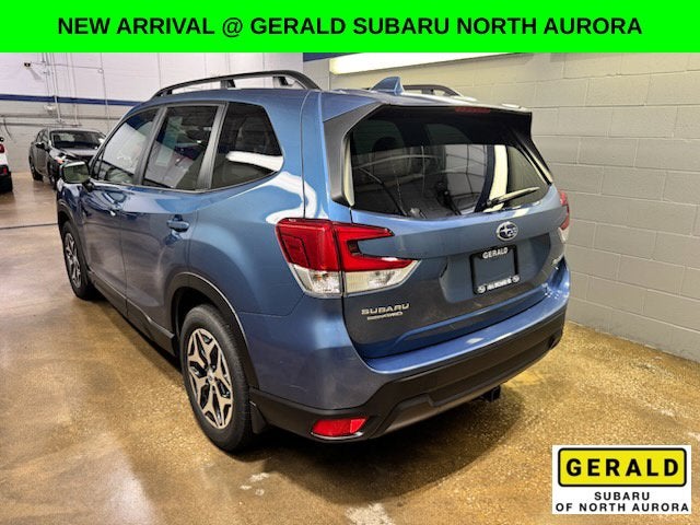 2023 Subaru Forester Premium AWD w/Power Rear Gate