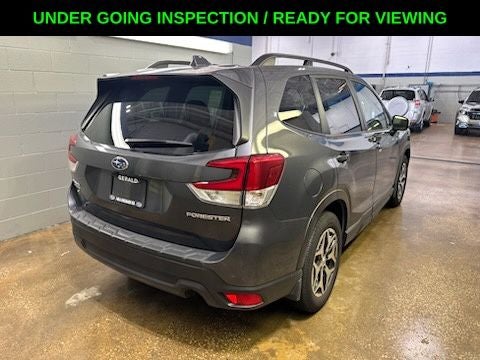 2021 Subaru Forester Premium AWD w/Sunroof & Heated Seats