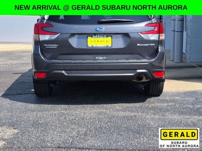 2021 Subaru Forester Premium AWD w/Sunroof & Heated Seats